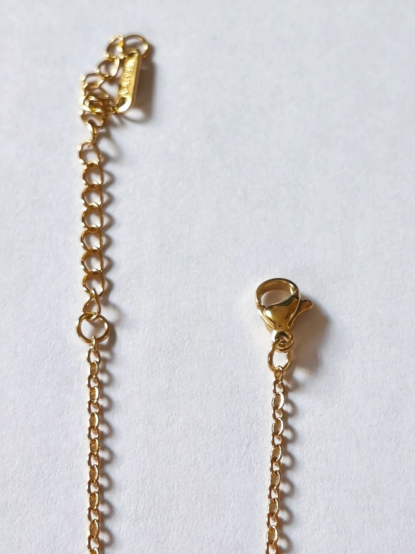 Set met ketting, armband en oorbellen van trebol blauw verlicht met onveranderlijke gouden ketting – photo 8
